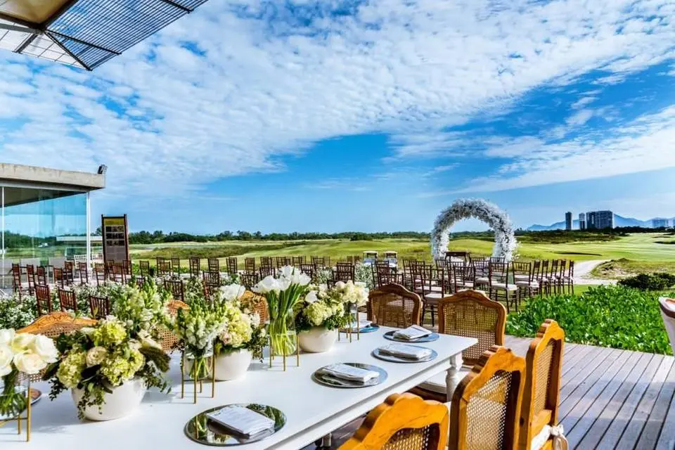 Cerimônia de casamento no campo do Golfe Olímpico